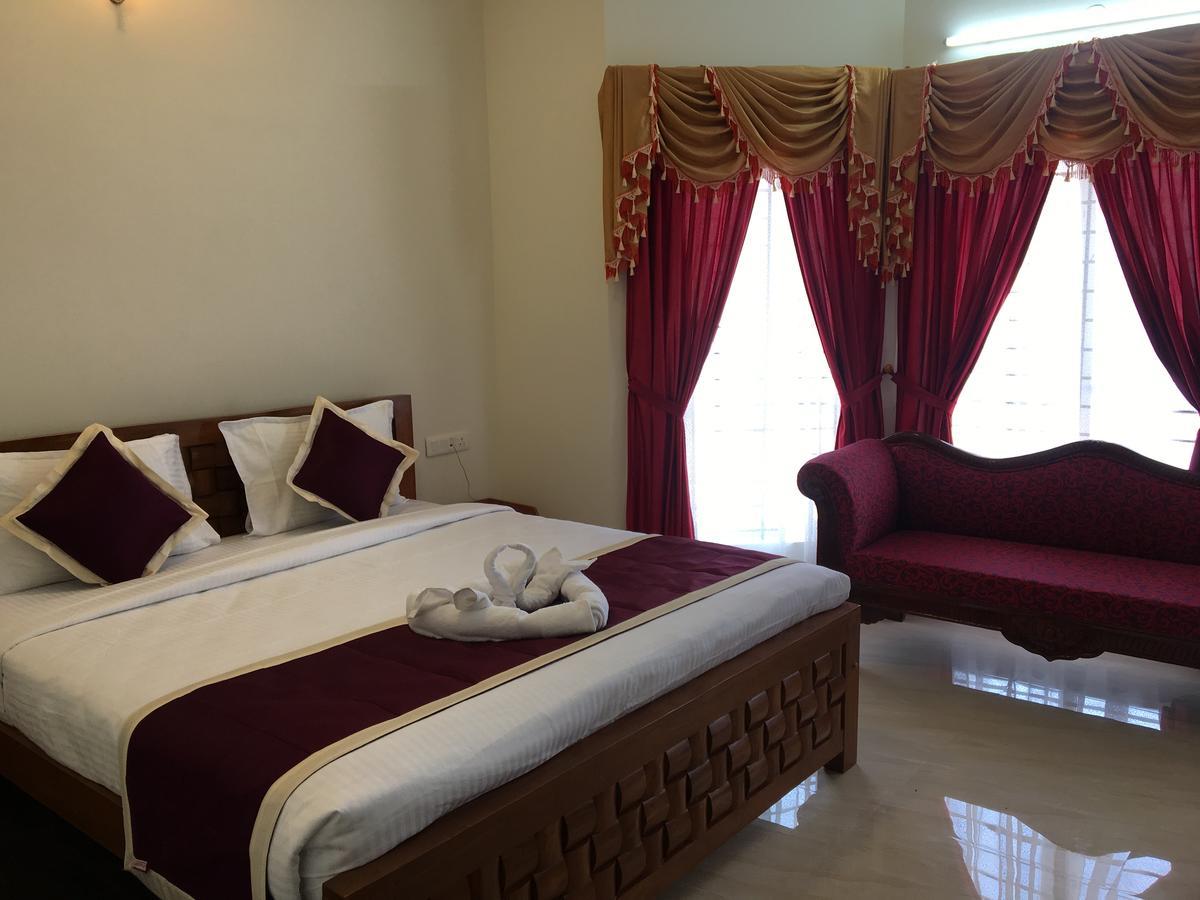 Armster Palace Уті Екстер'єр фото